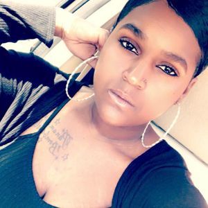 Meet your Posher, Pamela